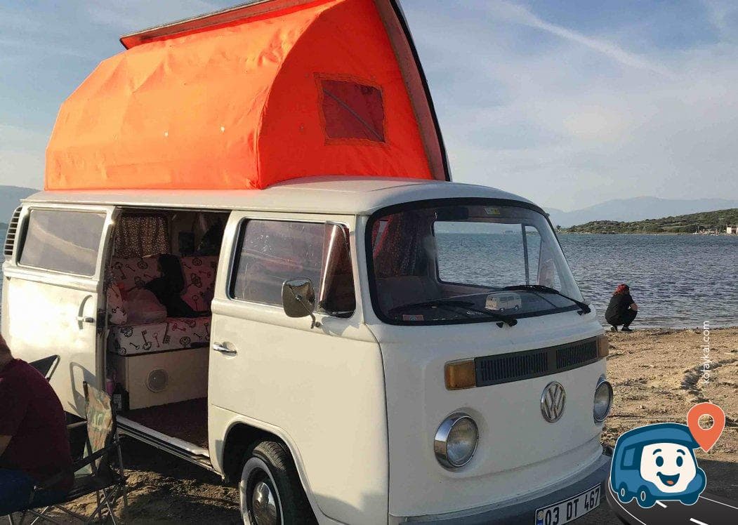 Urla Sahil Yolu Kenarı Otopark - İzmir, foto 1