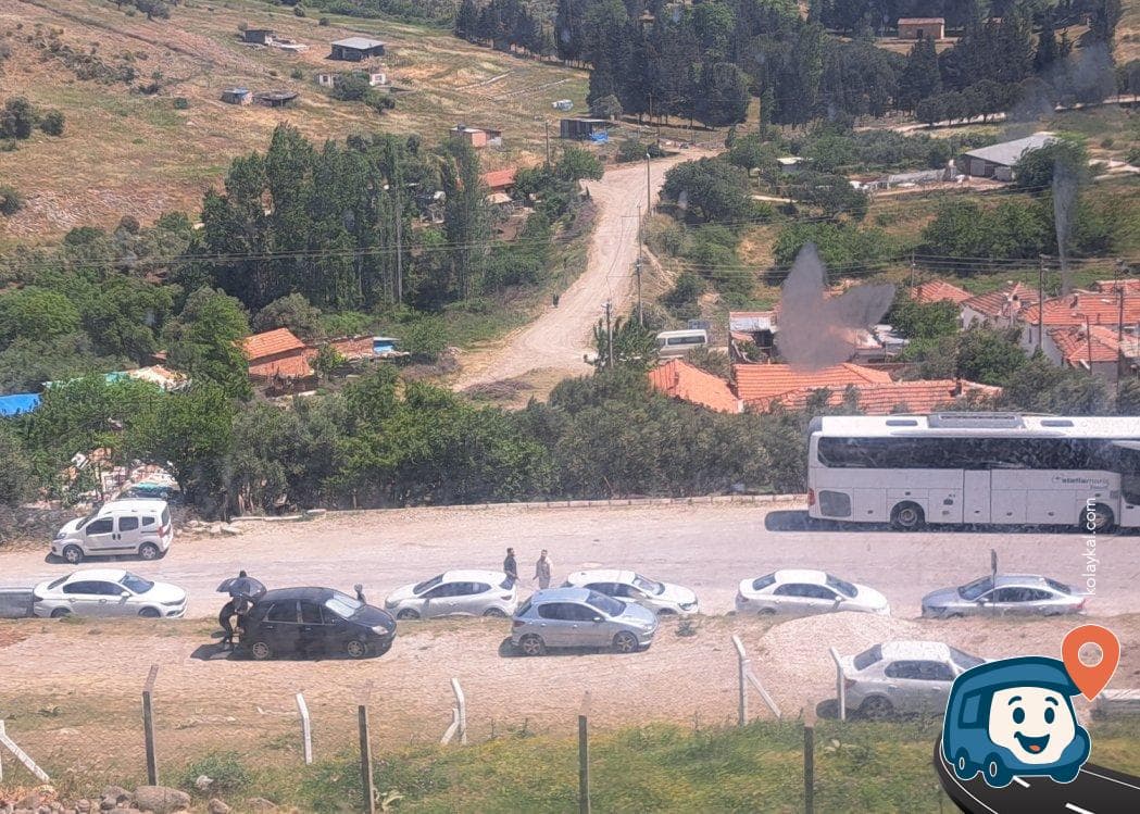 Bergama Akropolis Teleferik İstasyonu Otoparkı - İzmir, foto 3