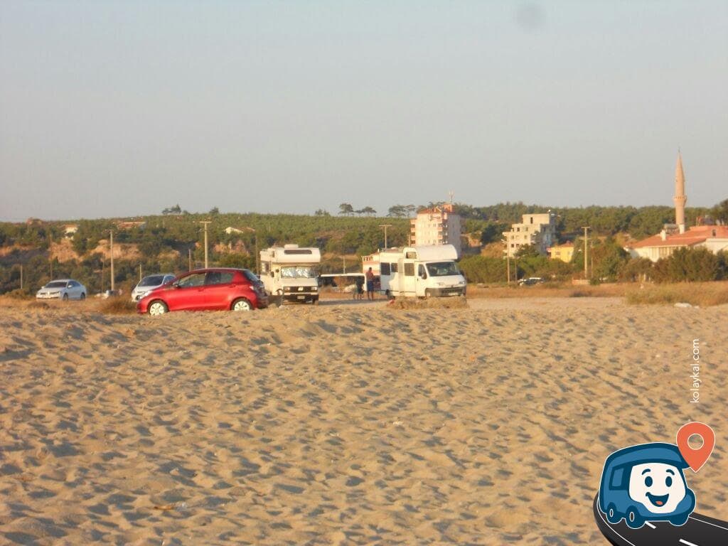 Ayvacık Sahili Kamp ve Otopark Alanı - Ayvalık, Balıkesir, foto 1