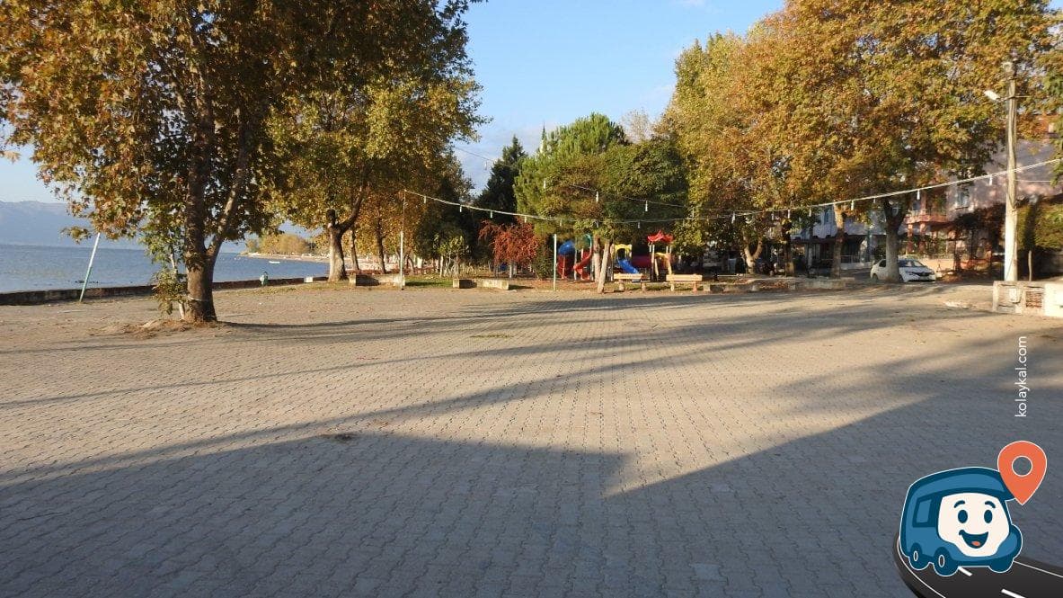 İznik Gölü Kıyısı Kamp ve Karavan Alanı - İzni̇k, Bursa, foto 2