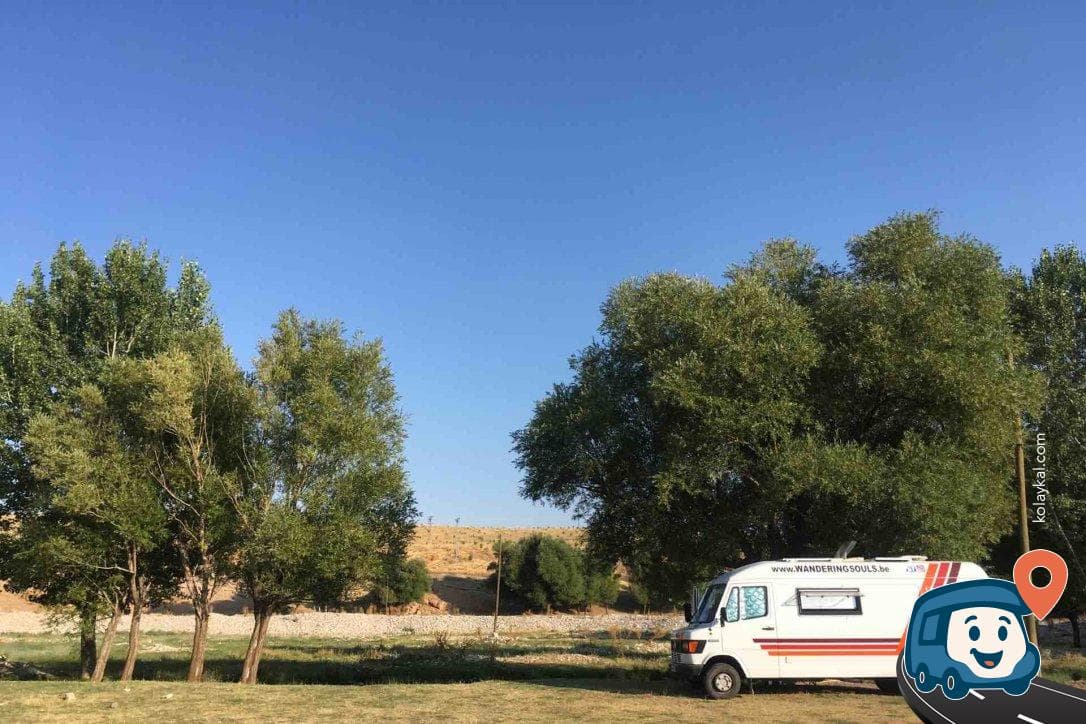 Küçük Nehir Kenarında Kamp Alanı - Elbistan, Kahramanmaraş, foto 1