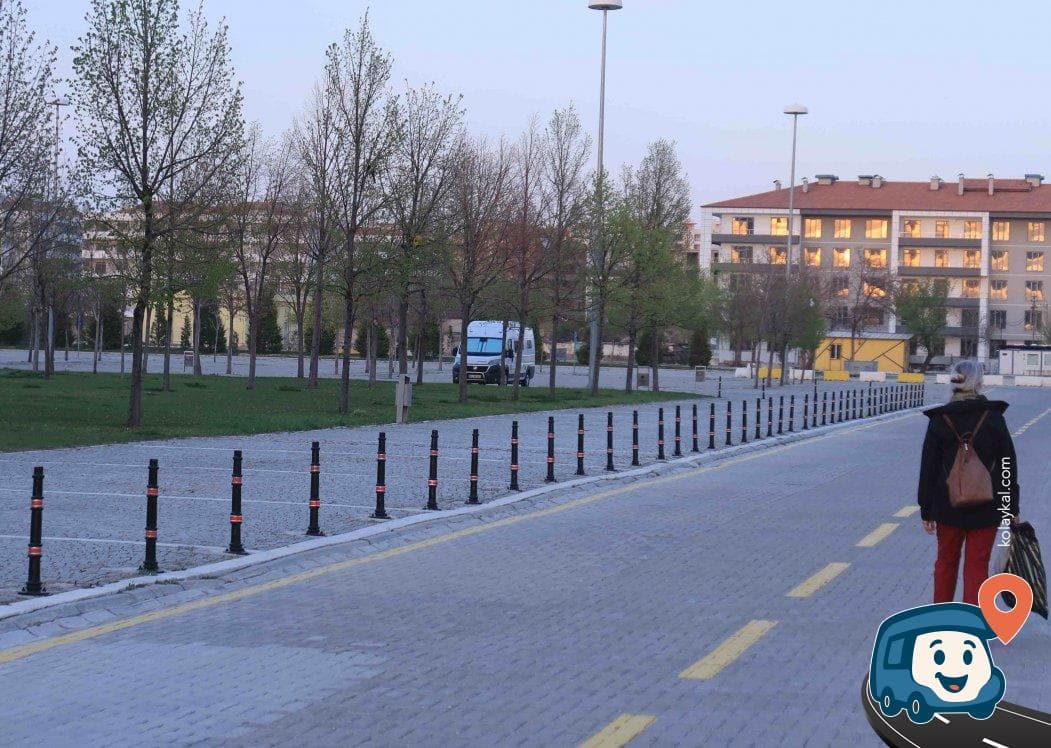 Konya Mevlana Kültür Merkezi Otoparkı - Karatay, foto 1