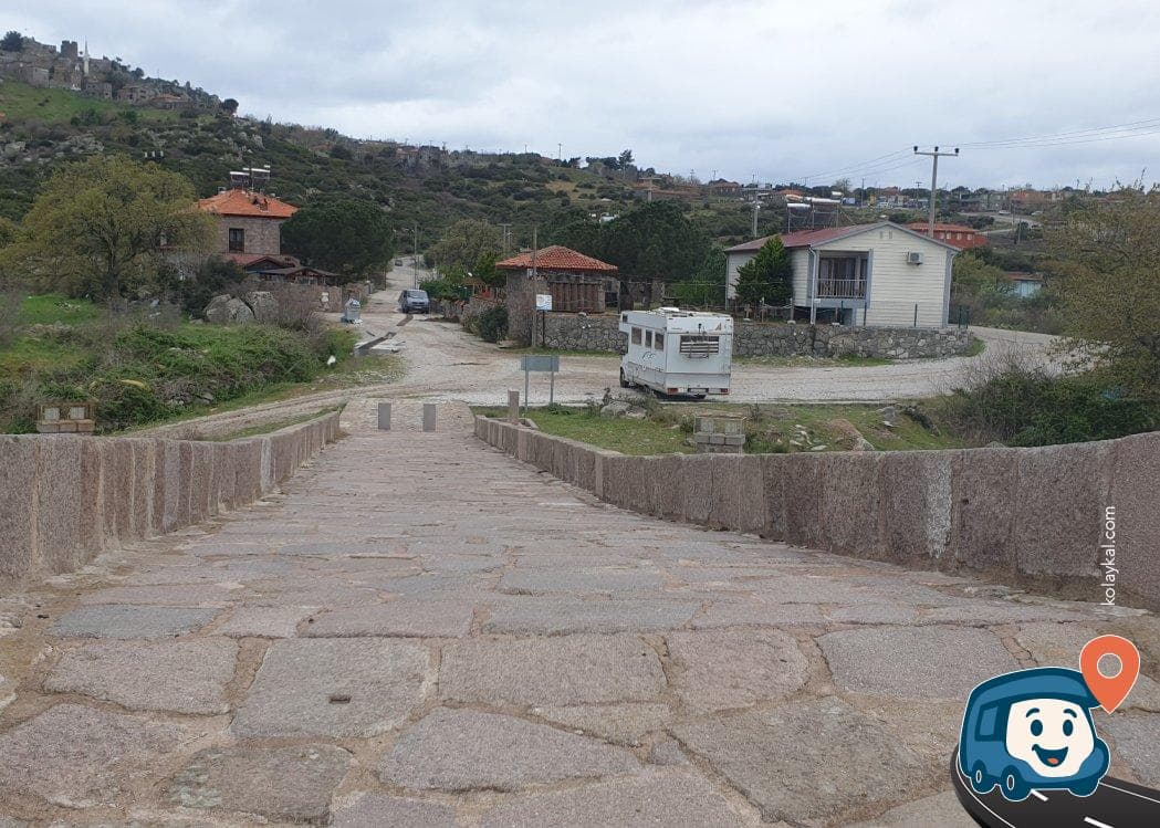 Assos Köyü Yanı Nehir Kenarı Kamp Alanı - Ayvacık, Çanakkale, foto 4