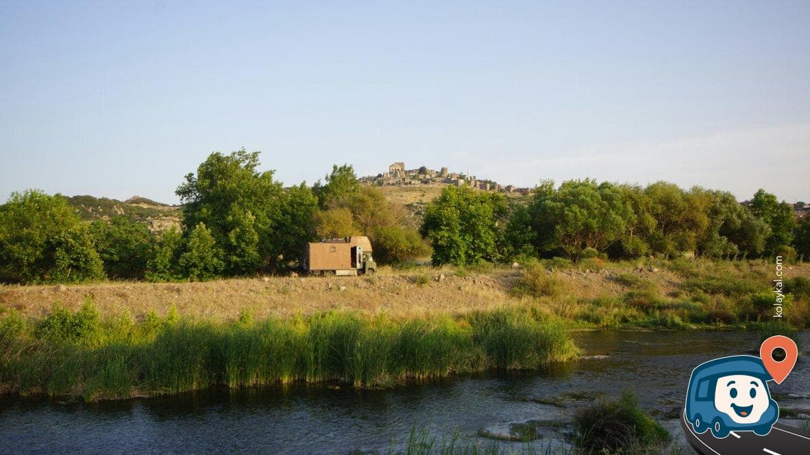 Assos Köyü Yanı Nehir Kenarı Kamp Alanı - Ayvacık, Çanakkale, foto 1