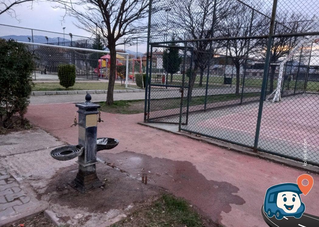Kapalı Spor Salonu Otoparkı Kamp Alanı - Osmancık, Çorum, foto 3