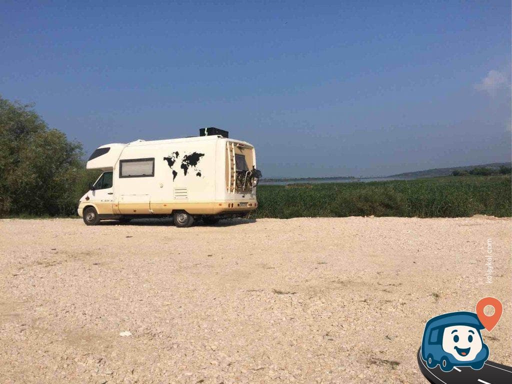Gölyazı Köyü Girişi Kamp ve Karavan Alanı - Ni̇lüfer, Bursa, foto 1