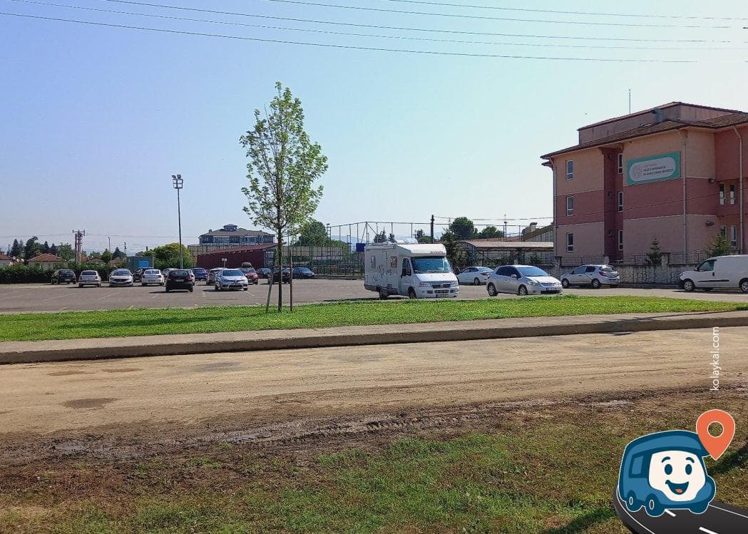 Düzce Hükümet Konağı Otoparkı Geceleme Alanı, foto 3