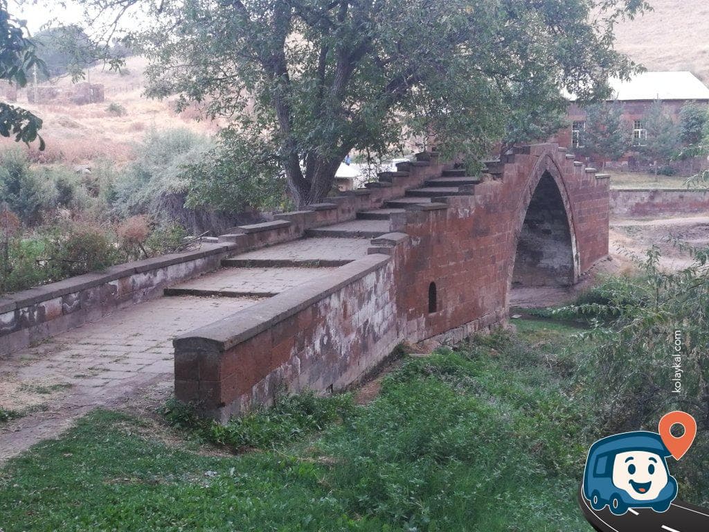 Tarihi Mezarlık Yanı Konaklama Alanı - Ahlat, Bitlis, foto 3