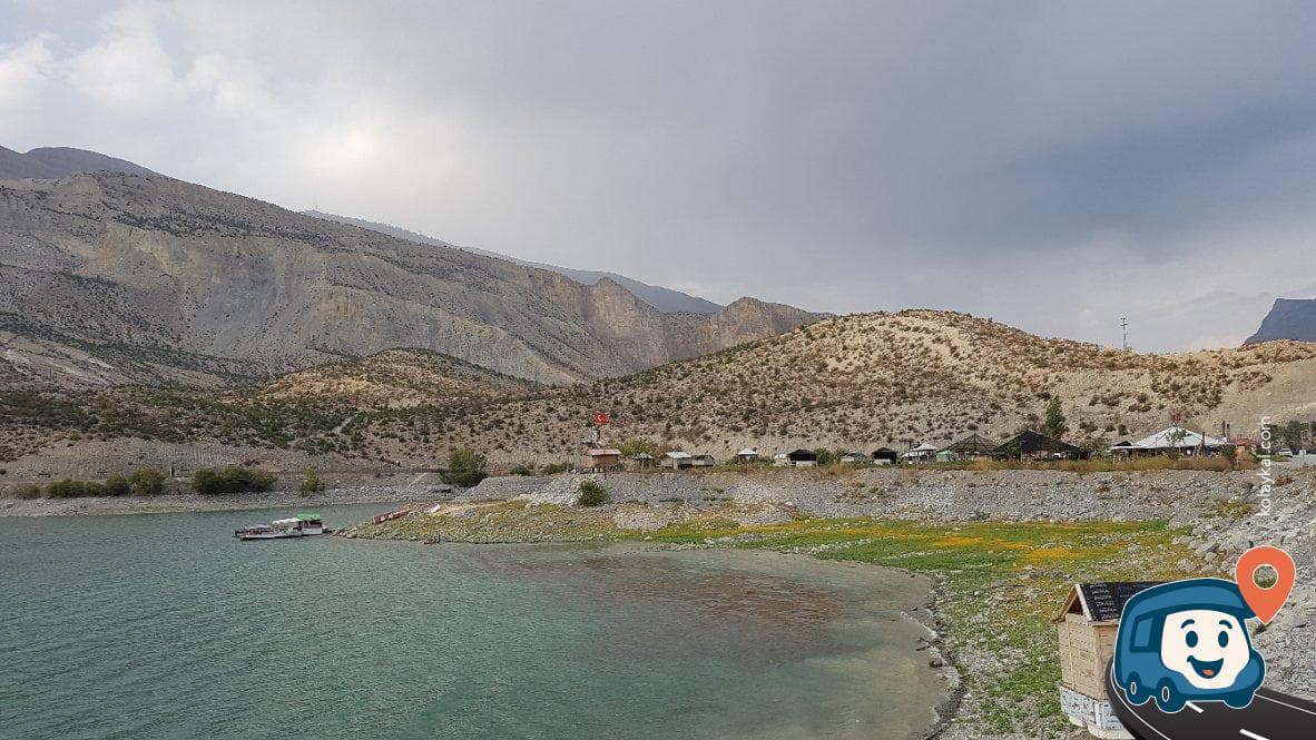 Uzundere Gölü Kenarı Otopark ve Kamp Alanı - Erzurum, foto 1