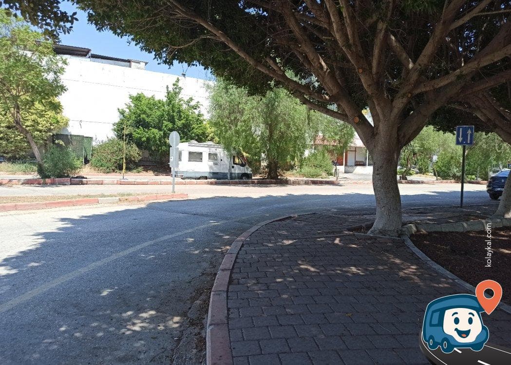 Merkez Park Yanı Otopark ve Kamp Alanı - Seyhan, Adana, foto 2