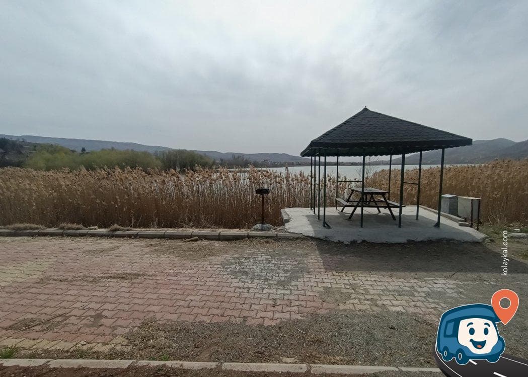 Gölbaşı Gölü Kamp ve Piknik Alanı - Adıyaman, foto 2