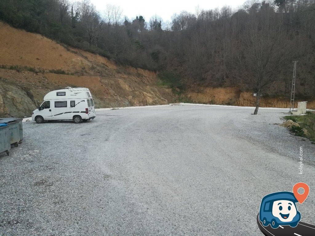 Erikli Şelalesi Park Alanı - Gemli̇k, Bursa, foto 1