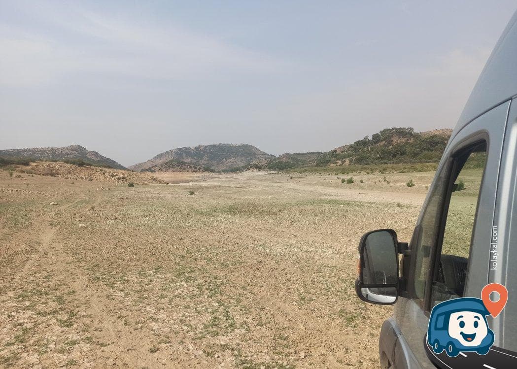 Bergama Akropolisi Manzaralı Göl Kenarı Kamp Alanı - İzmir, foto 1