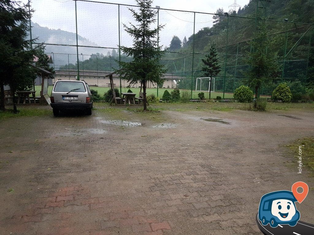 Bölümlü Kilisesi Önü Kamp Alanı - Of, Trabzon, foto 4