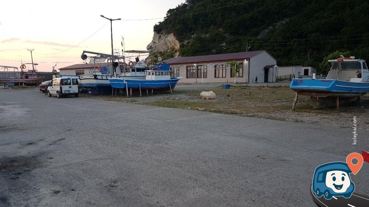 Cide Balıkçı Limanı Otoparkı - Kastamonu, foto 5