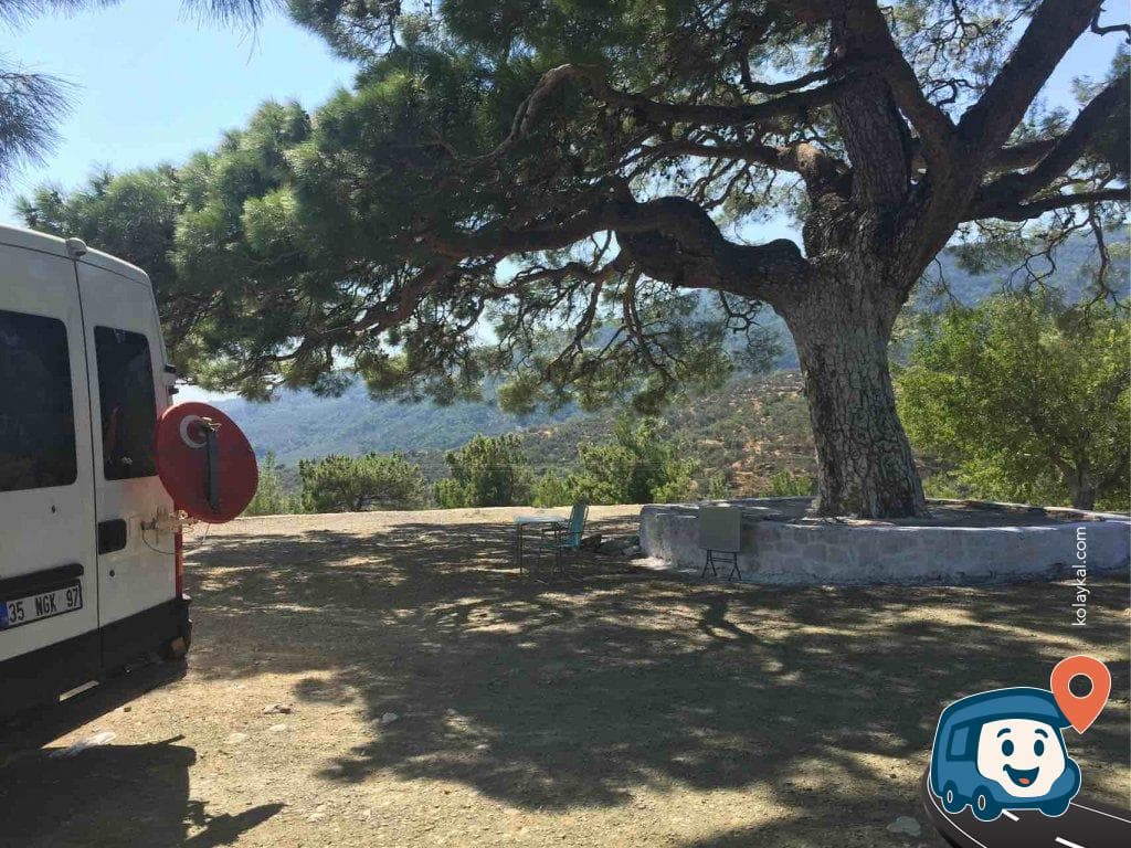 Edremit Zeytinlik Kamp Alanı Midilli Adası Manzaralı - Balıkesir, foto 1