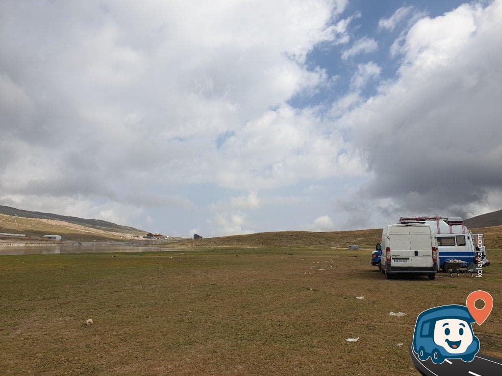 Erciyes Dağı Eteklerinde Göl Kenarı Kamp Alanı - Melikgazi, Kayseri, foto 3
