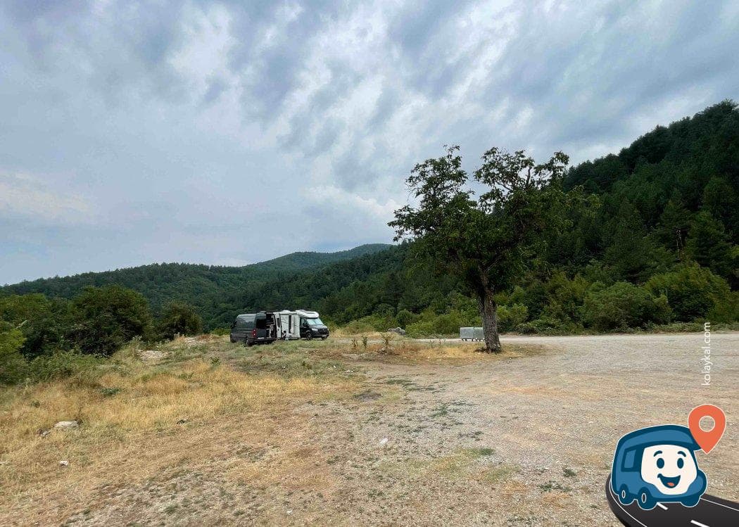 Bulak Mağarası Otopark ve Kamp Alanı - Karabük Merkez, Karabük, foto 3