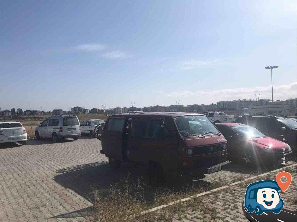 Kafkas Üniversitesi Önü Otopark - Kars Merkez, Kars, foto 1