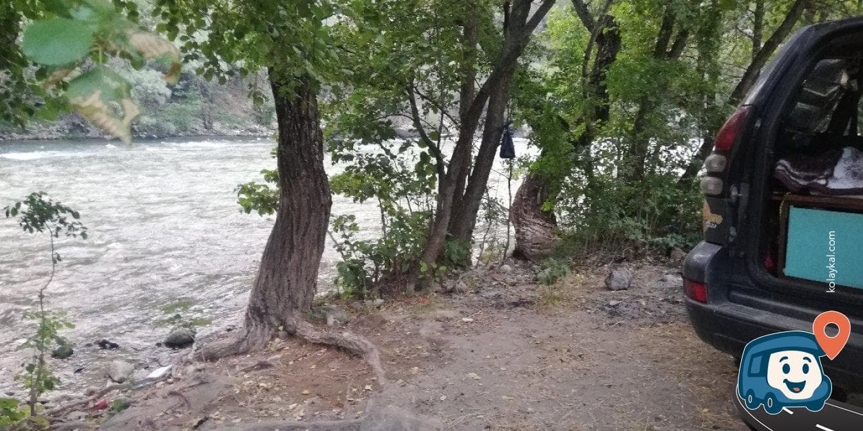Munzur Nehri Kenarı Kamp Alanı - Tunceli Merkez, Tunceli, foto 2
