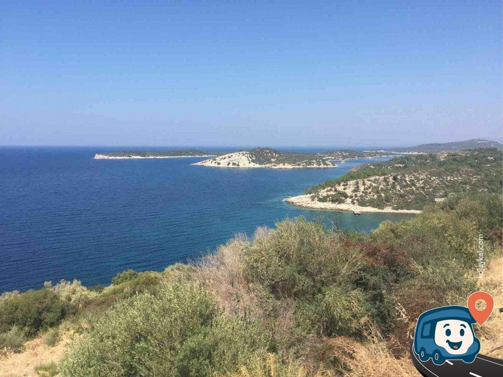 Bademli Sahili Yol Kenarı Kamp Alanı - Dikili, İzmir, foto 1