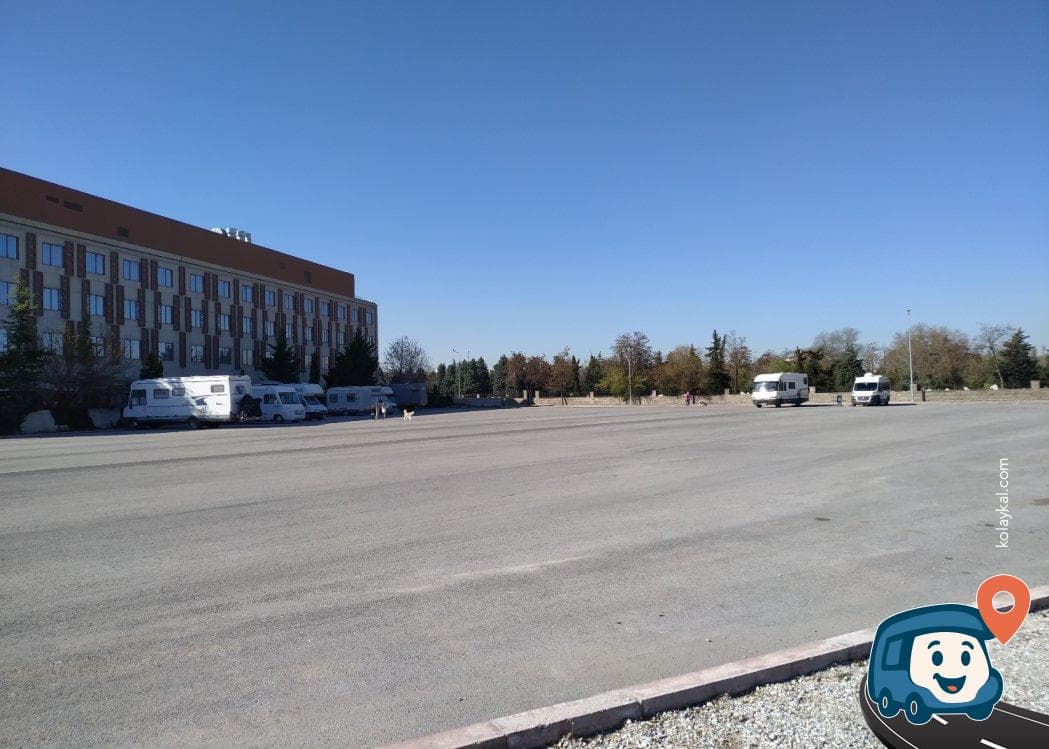 Mevlana Müzesi Yanı Ücretsiz Geceleme Otoparkı - Karatay, Konya, foto 3