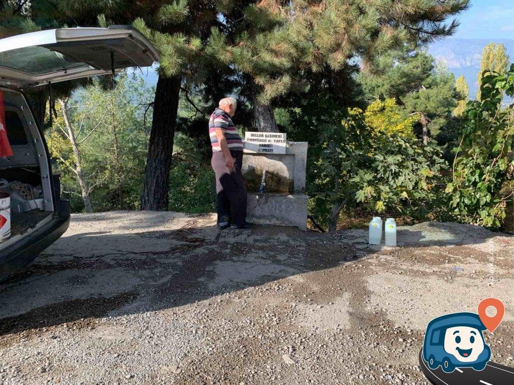 Yol Kenarı Ücretsiz Su Kaynağı - Pamukkale, Denizli, foto 1