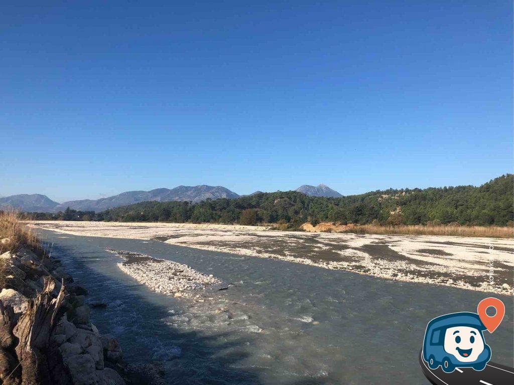 Saklıkent Kanyonu Yakınında Nehir Kenarı Kamp Alanı - Kaş, Antalya, foto 2