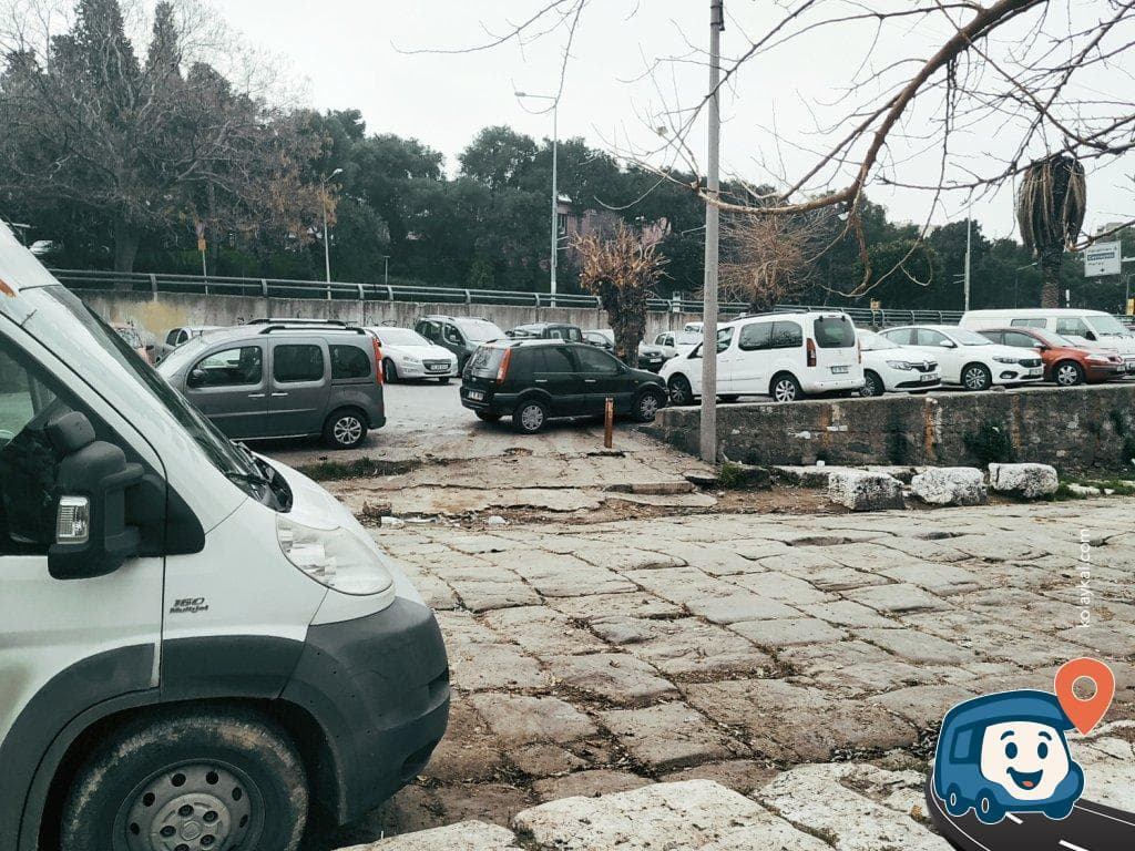 İzmir Ücretsiz Otopark - Konak, foto 2
