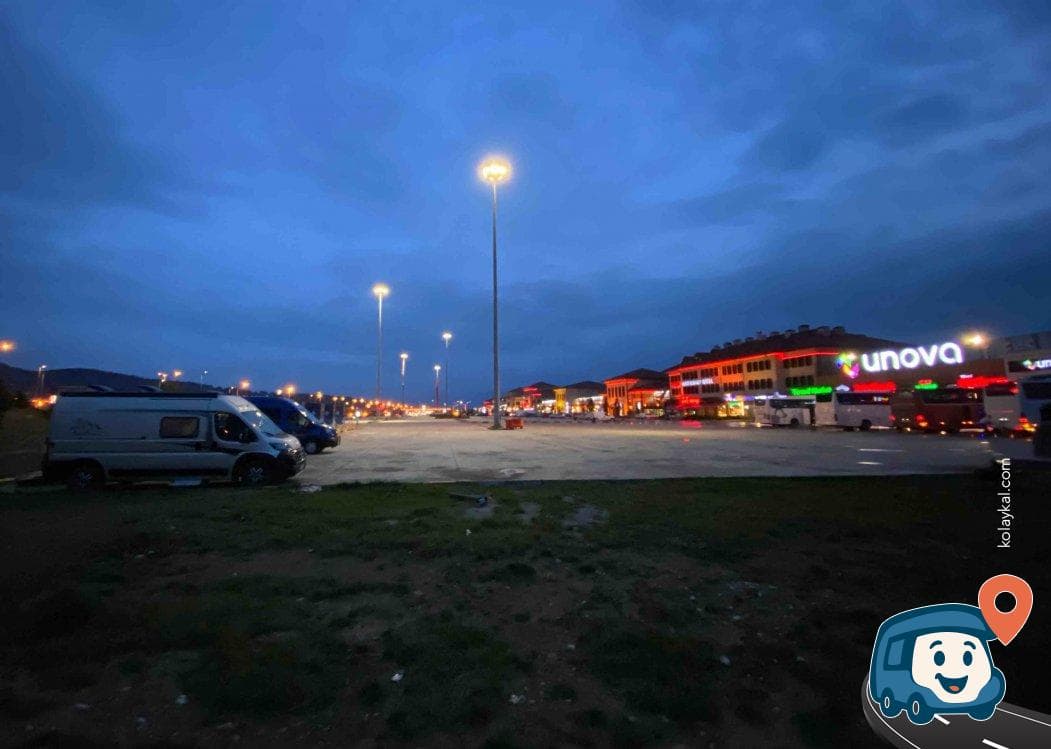Bolu Highway Outlet Alışveriş Merkezi Otoparkı - Bolu Merkez, foto 2
