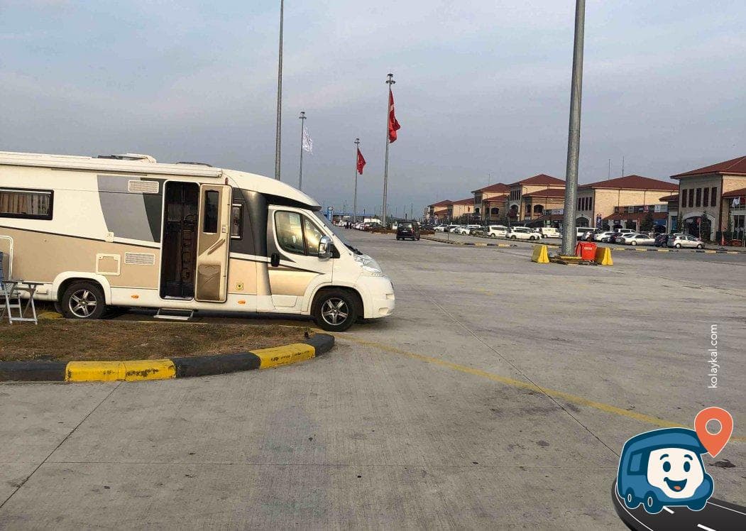 Bolu Highway Outlet Alışveriş Merkezi Otoparkı - Bolu Merkez, foto 1