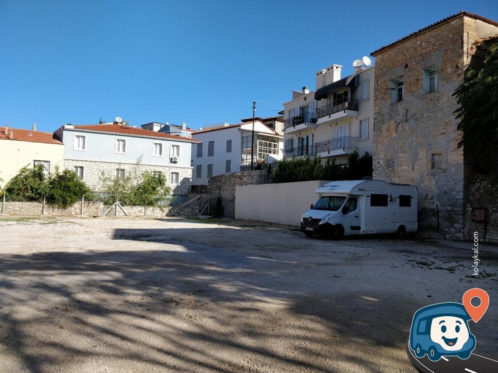 Merkezi Geceleme Otoparkı - Çeşme, İzmir, foto 2