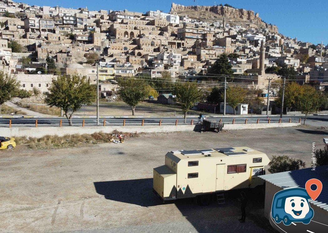 Şimal Kuaförü Arkası Karavan Park Yeri - Artuklu, Mardin, foto 2