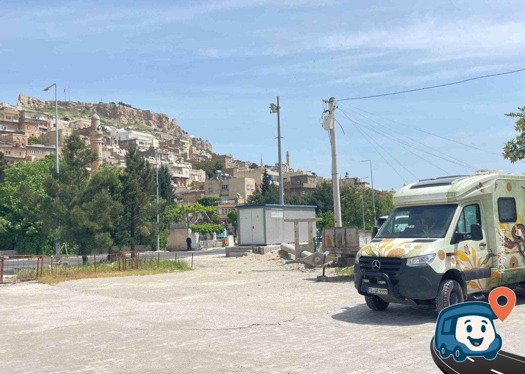 Şimal Kuaförü Arkası Karavan Park Yeri - Artuklu, Mardin, foto 5