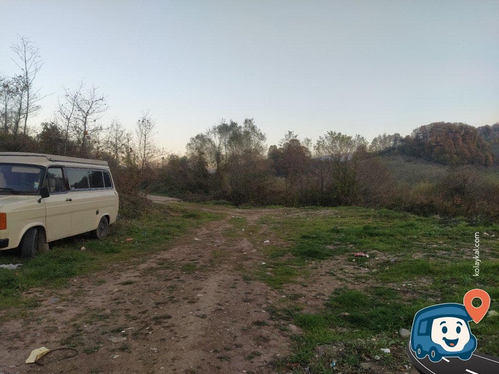 Sakarya Nehri Kenarı Kamp Alanı - Akyazı, foto 1