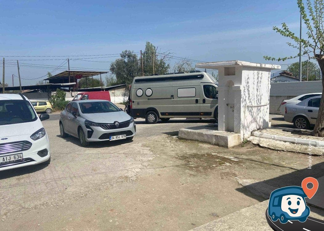 Küçükkuyu Mezarlığı Girişi Servis Alanı - Burhaniye, Balıkesir, foto 4