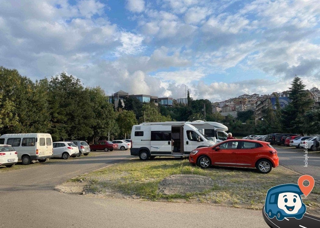 Trabzon Havaalanı Otopark ve Dinlenme Alanı - Ortahisar, foto 1