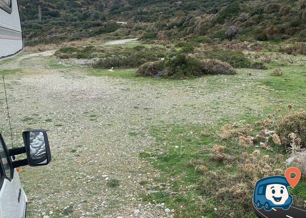 Baba Buci Koyu Karavan Park Alanı - Karaburun, İzmir, foto 1