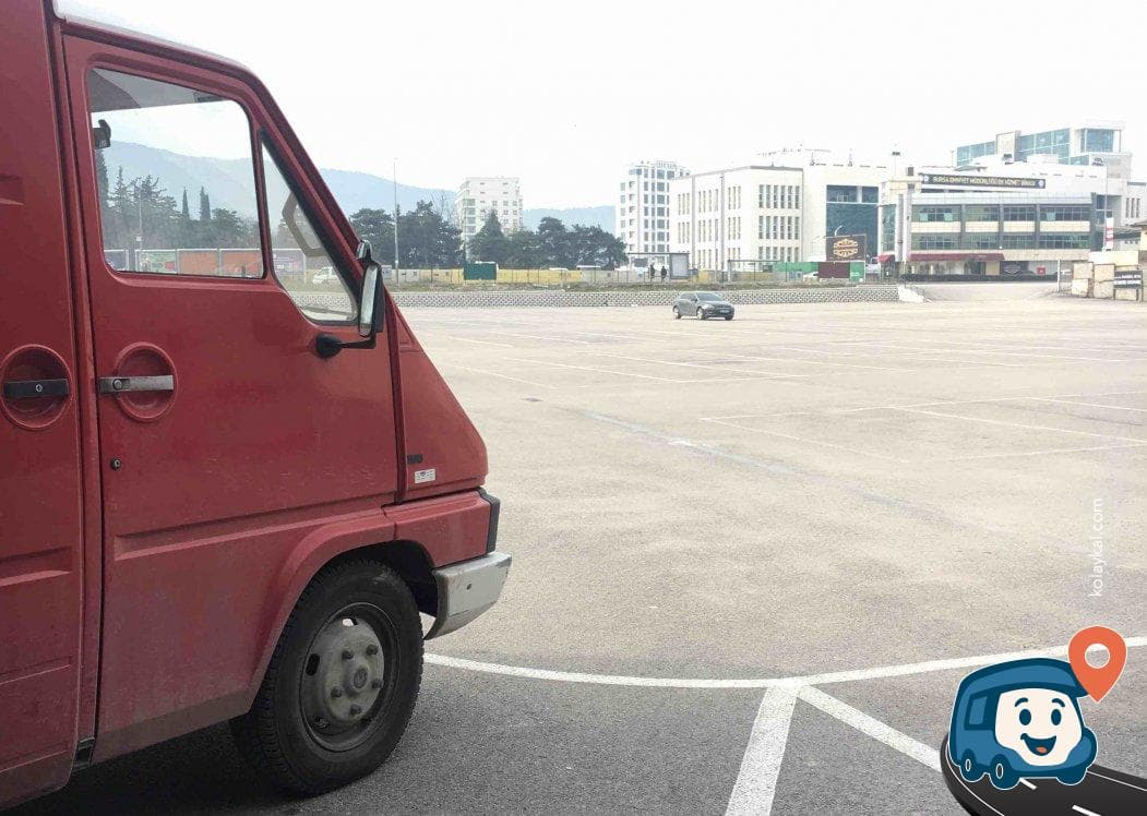 Bursa Büyük Alışveriş Merkezi Otoparkı - Ni̇lüfer, foto 1