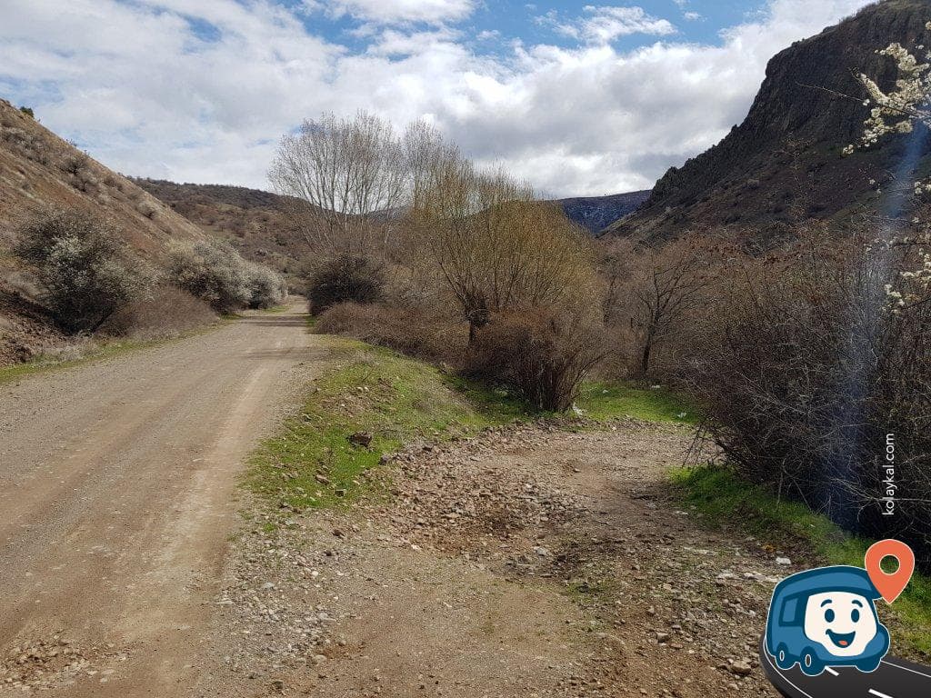 Kuşçuoören Manastır Yolu Nehri Kenarı Kamp Alanı - Kızılcahamam, Ankara, foto 2
