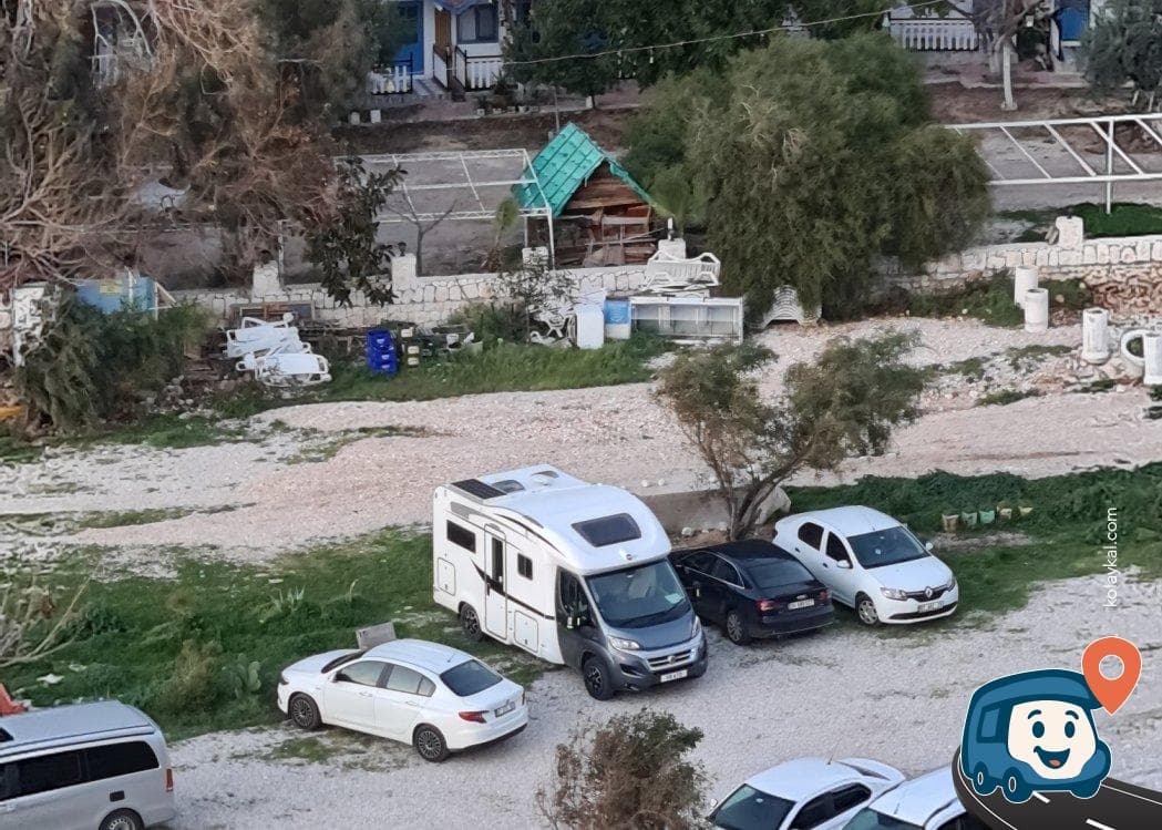 Küçük Çakıl Plajı Ücretsiz Otopark ve Kamp Alanı - Kaş, Antalya, foto 2