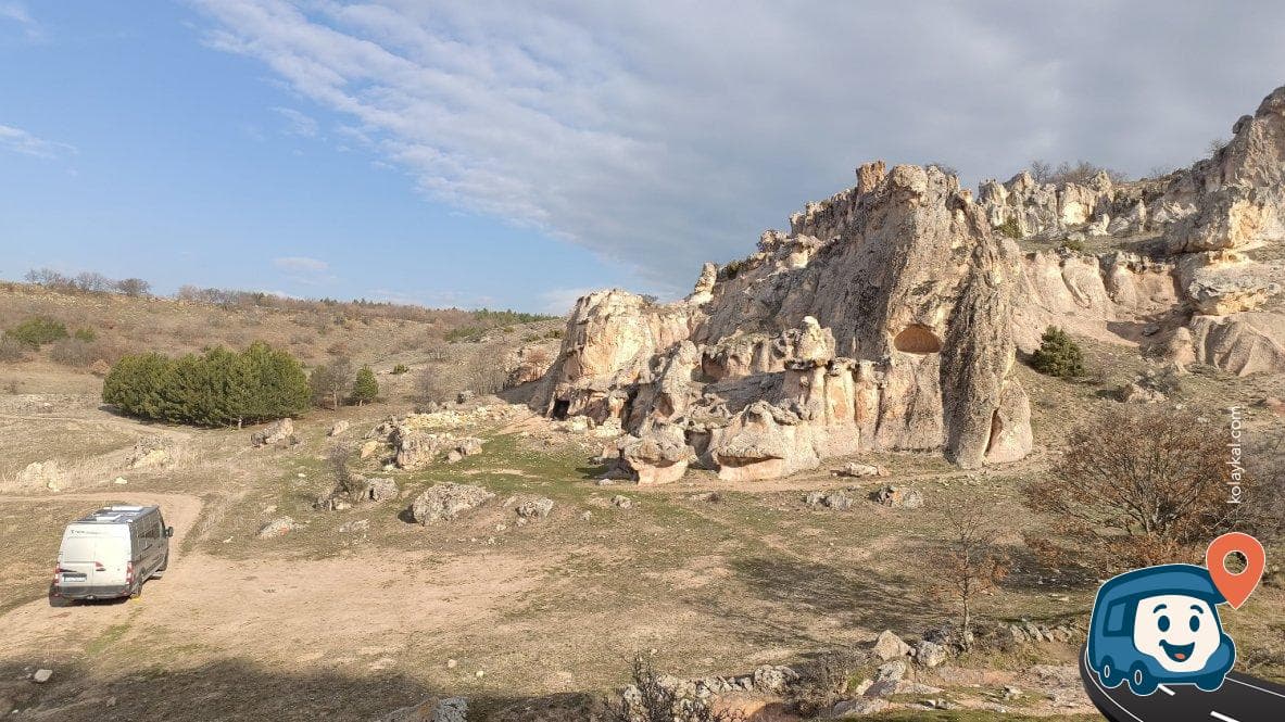 Frig Vadisi Kamp Alanı - Kütahya Merkez, Kütahya, foto 1