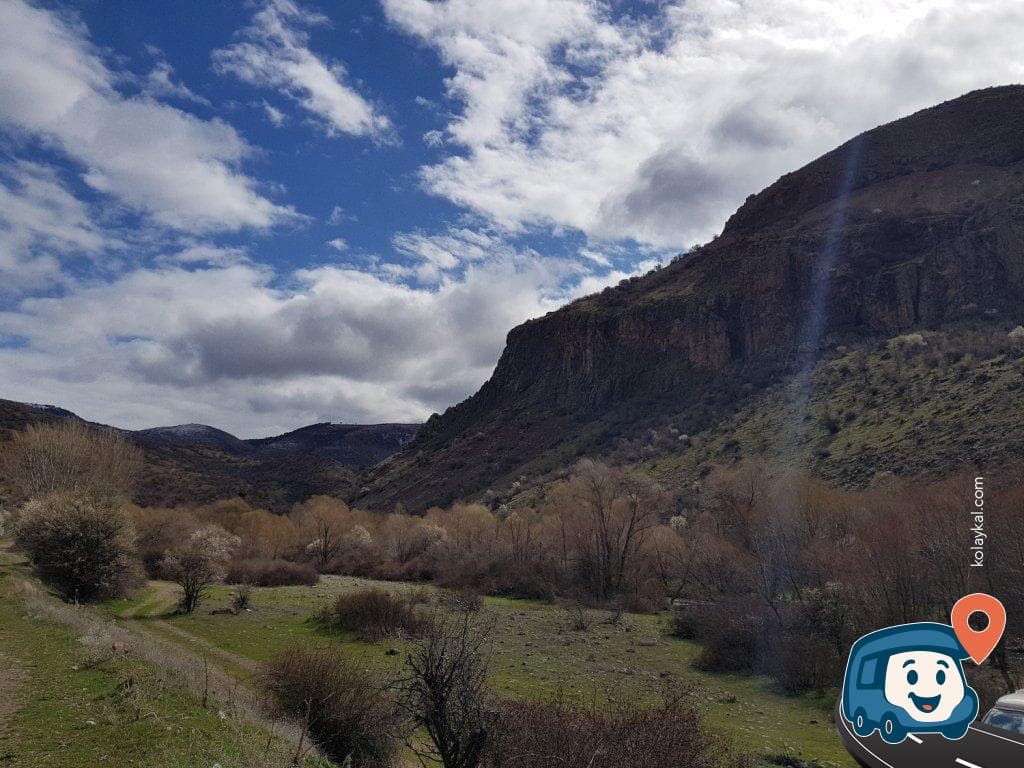 Kuşçuoören Manastır Yolu Nehri Kenarı Kamp Alanı - Kızılcahamam, Ankara, foto 1