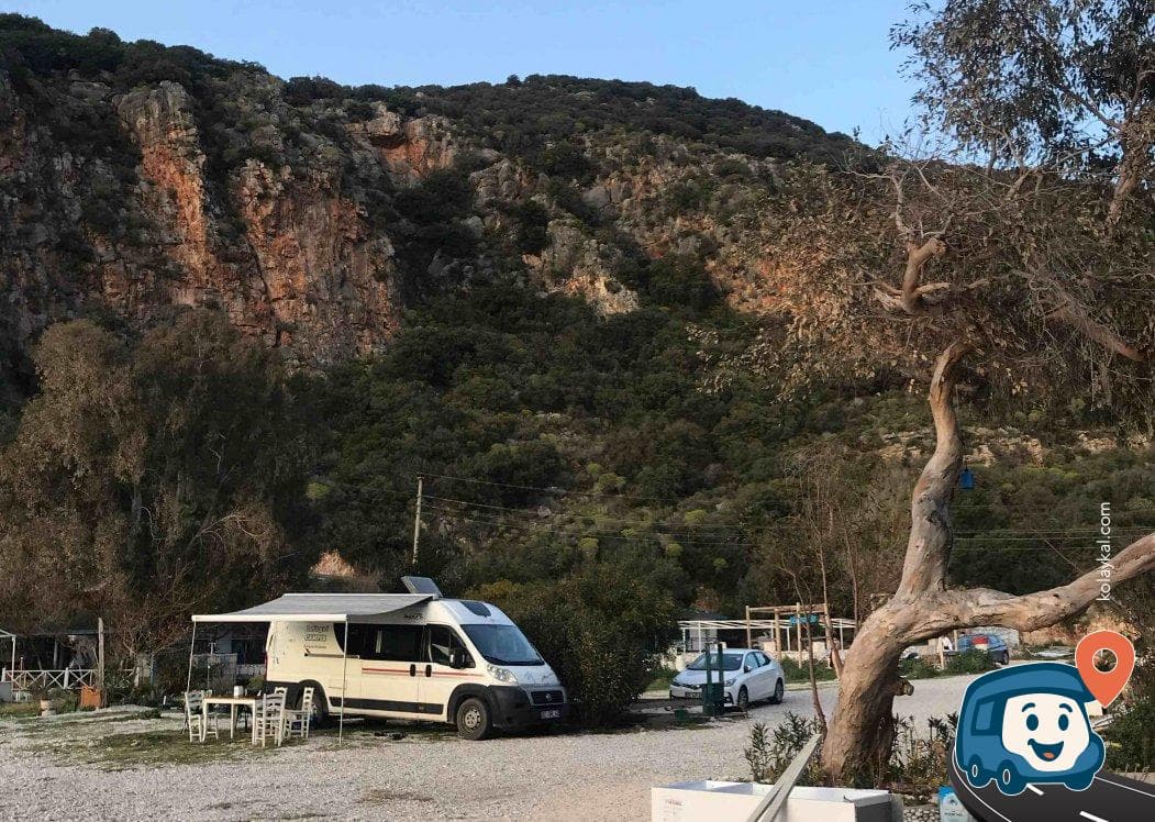 Küçük Çakıl Plajı Ücretsiz Otopark ve Kamp Alanı - Kaş, Antalya, foto 1