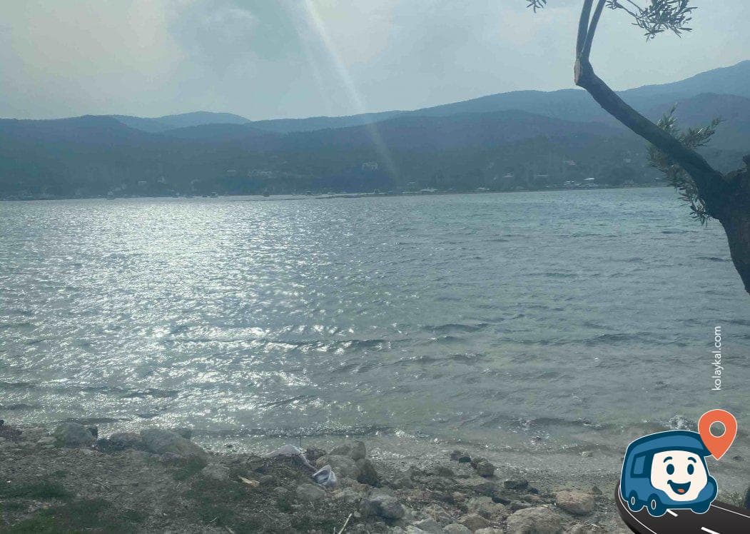 Bademli Köyü Deniz Kenarı Kamp Alanı - Dikili, İzmir, foto 2