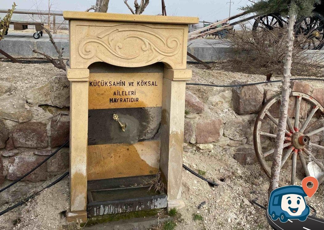 At Çiftliği Yanındaki Çeşme - Ürgüp, Nevşehir, foto 1