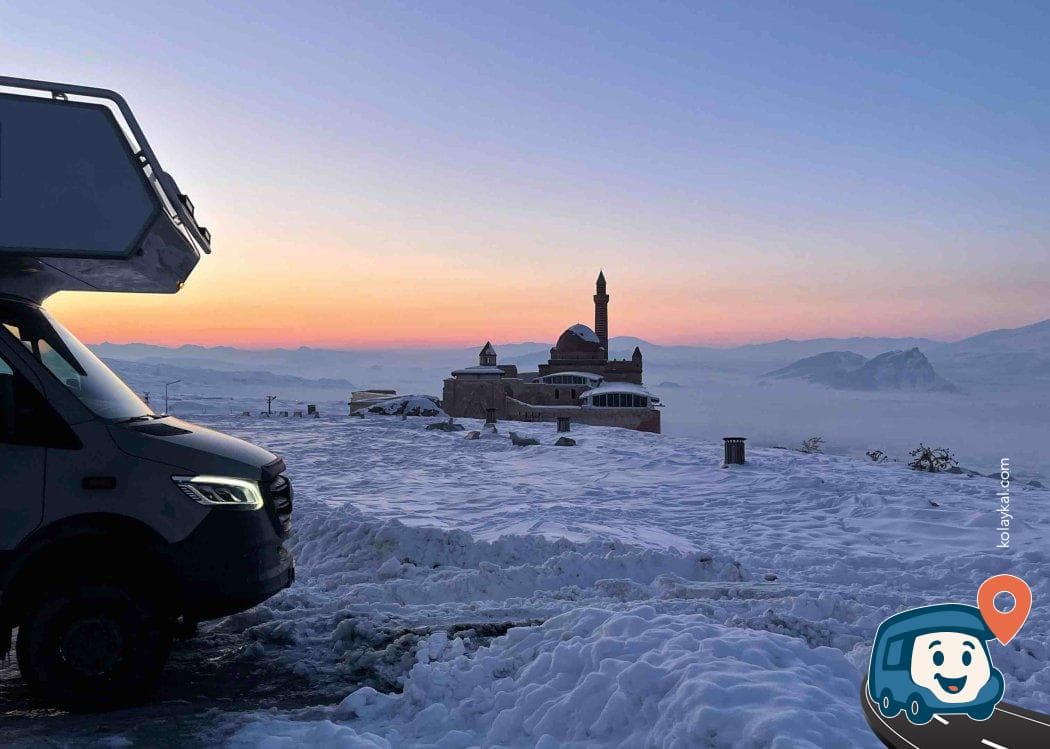 İshak Paşa Sarayı Otopark Kamp Alanı - Doğubayazıt, Ağrı, foto 7