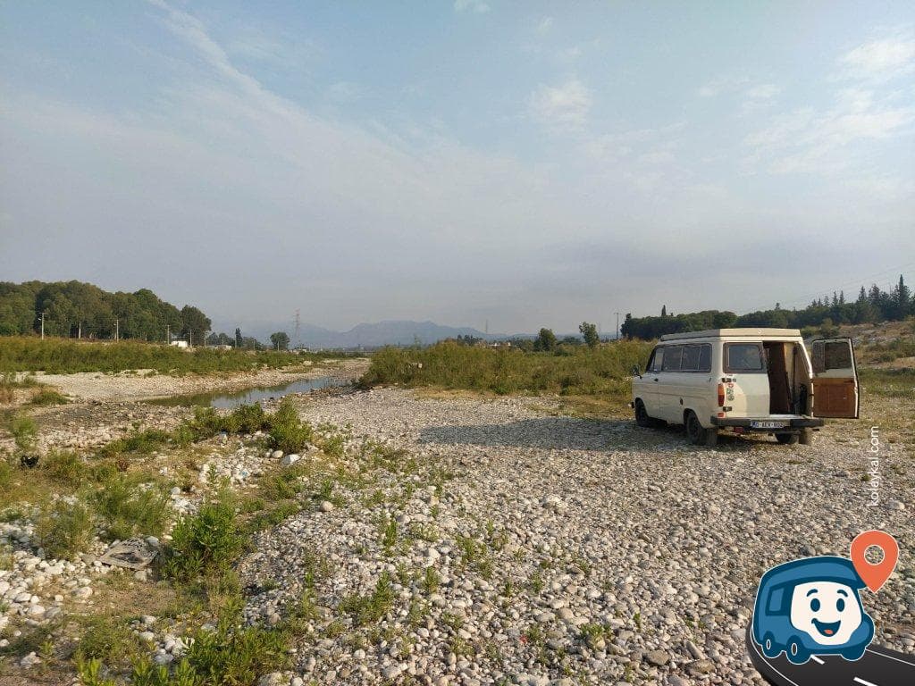 Nehir Kenarı Piknik ve Konaklama Alanı - Konyaaltı, Antalya, foto 1