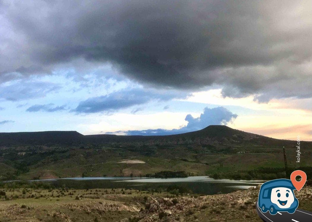 Göl ve Kanyon Manzaralı Kamp Alanı - Ürgüp, Nevşehir, foto 2