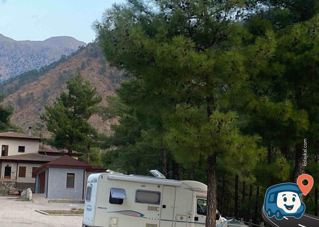 Kapuzbaşı Şelalesi Yakınında Piknik Alanı - Yahyalı, Kayseri, foto 4